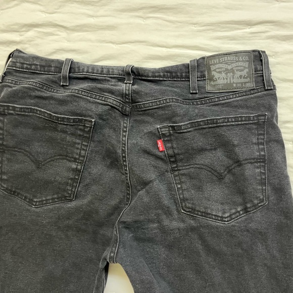 Levi's Black Straight Jeans Classic Style - Picture 4 of 5